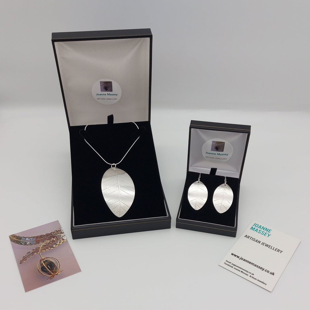 925 Sterling Silver Large Leaf Textured Necklace